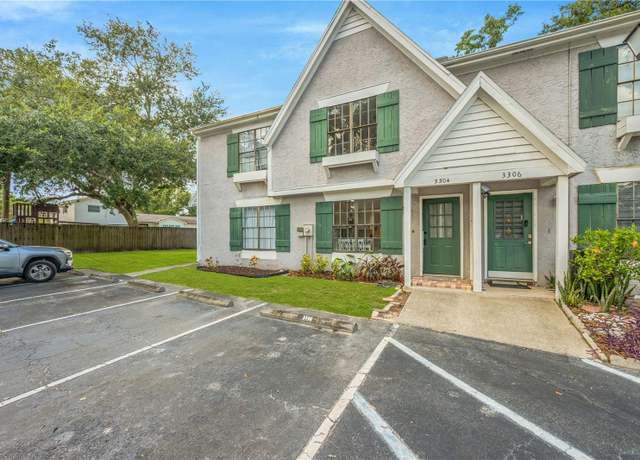 Property at 3304 Laurel View Dr, Brandon, FL 33511, 2 beds, 2.5 baths