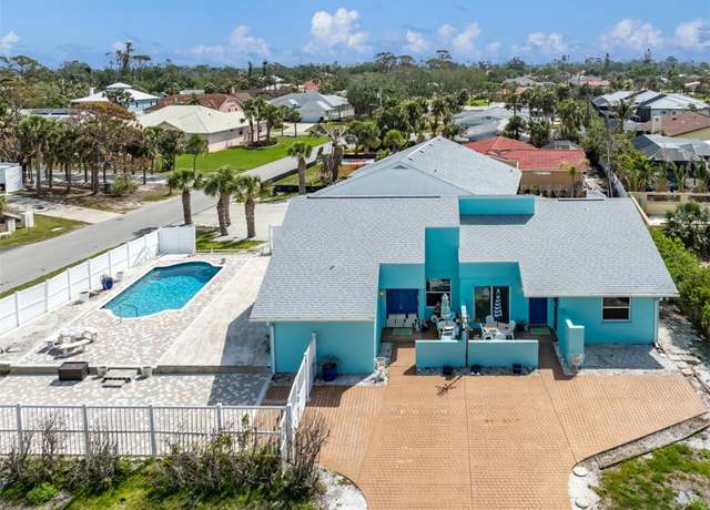 Property at 703 & 705 Golden Beach Blvd, Venice, FL 34285, 4 beds, 4 baths