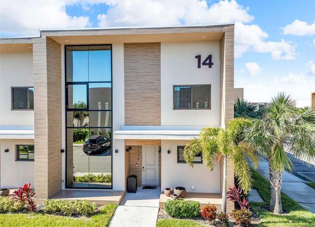 Property at 7598 Brooklyn Dr, Kissimmee, FL 34747, 4 beds, 4.5 baths