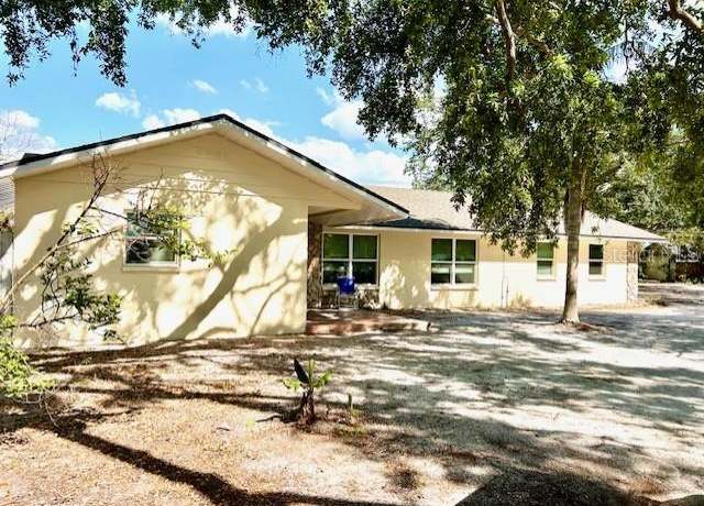 Property at 110 Pine Ave, Osprey, FL 34229, 3 beds, 2 baths