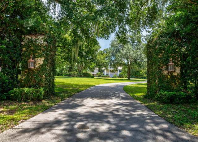Property at 6779 Clayton St, Mount Dora, FL 32757, 5 beds, 5.5 baths