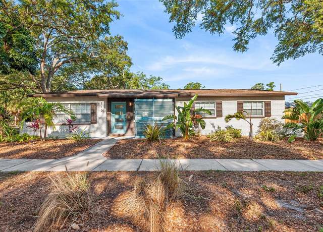 Property at 810 22nd St N, St Petersburg, FL 33713, 4 beds, 2 baths