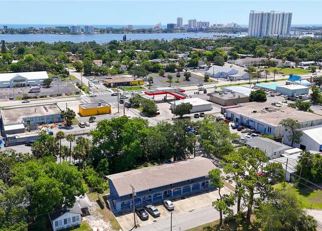 Property at 601 State Ave, Daytona Beach, FL 32117, 11 beds, 8 baths