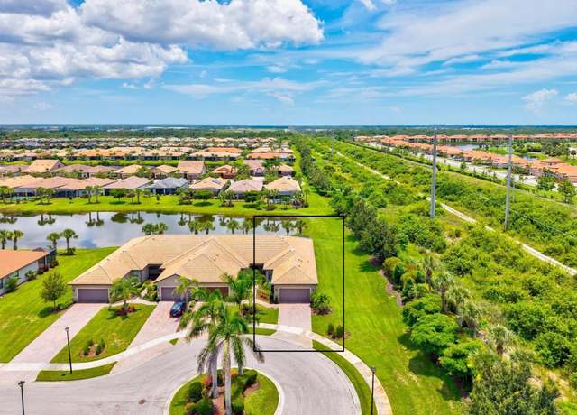 Property at 13913 Alafaya St, Venice, FL 34293, 2 beds, 2 baths