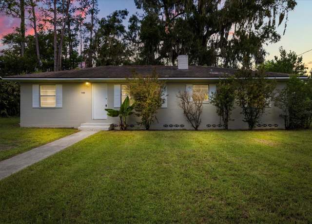 Property at 930 NE 14th Ave, Ocala, FL 34470, 4 beds, 2 baths