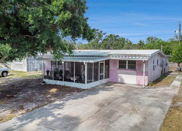 Property at 9048 94th St, Seminole, FL 33777, 3 beds, 2 baths