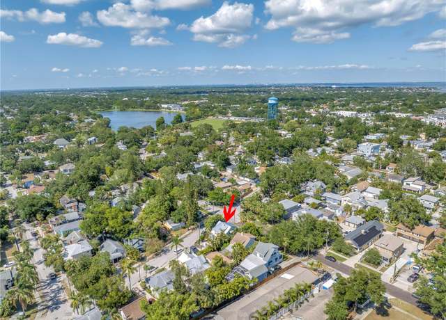 Property at 1038 Crescent Lake Dr N, St Petersburg, FL 33701, 2 beds, 2.5 baths