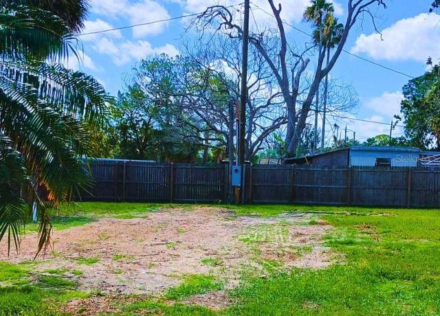 Property at 6828 Edgewater Dr, New Port Richey, FL 34652