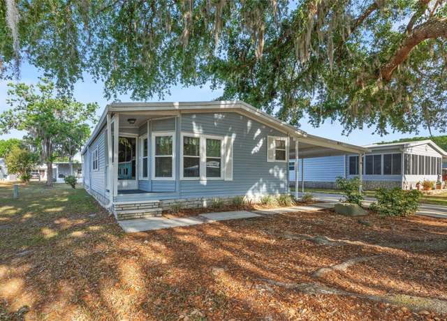 Property at 807 Oak Blvd, Wildwood, FL 34785, 2 beds, 2 baths