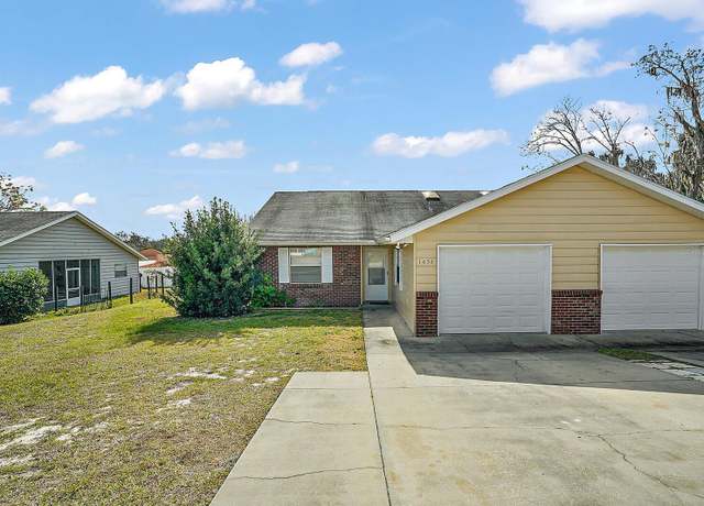Property at 1453 Fernleaf Dr, Leesburg, FL 34748, 2 beds, 2 baths