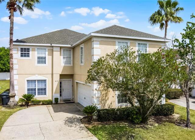 Property at 814 Bloomingdale Dr, Davenport, FL 33897, 7 beds, 5 baths
