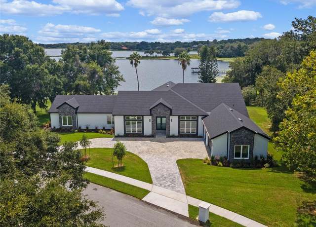 Property at 260 Deer Isle Dr, Winter Garden, FL 34787, 5 beds, 4.5 baths