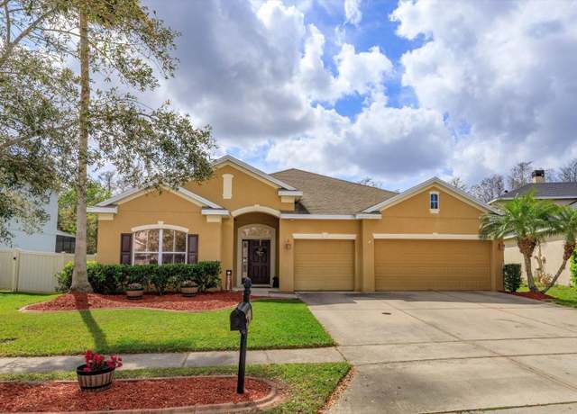 Property at 3783 Moon Dancer Pl, St Cloud, FL 34772, 4 beds, 3 baths