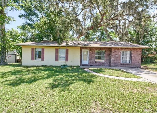 Property at 881 Cedar Cir, Tavares, FL 32778, 3 beds, 1.5 baths