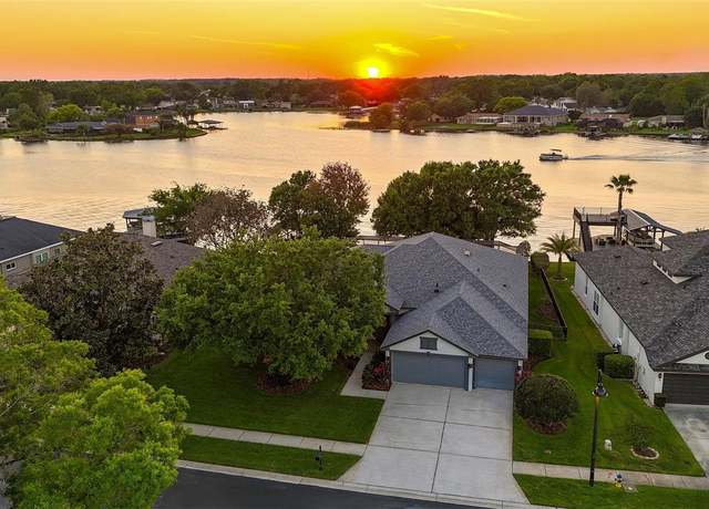 Property at 3829 Eagleflight Ln, Land O Lakes, FL 34639, 4 beds, 3 baths