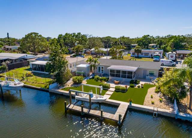Property at 9301 Sun Isle Dr NE, St Petersburg, FL 33702, 2 beds, 1 bath