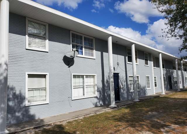 Property at 5310 Whiteway Dr, Temple Terrace, FL 33617, 2 beds, 1 bath
