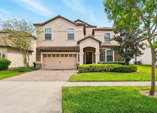 Property at 1407 Moon Valley Dr, Davenport, FL 33896, 8 beds, 5 baths