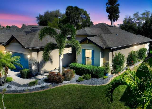 Property at 142 Magellan Ct, Davenport, FL 33837, 2 beds, 2 baths