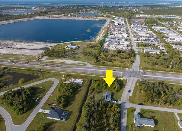 Property at 9025 Fruitland Ave, Englewood, FL 34224
