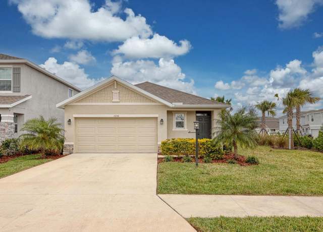 Property at 3206 Hilltop Cir, Bradenton, FL 34211, 3 beds, 2 baths