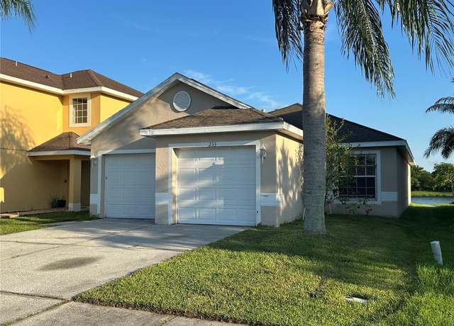 Property at 233 Southbridge Cir, Kissimmee, FL 34744, 3 beds, 2 baths