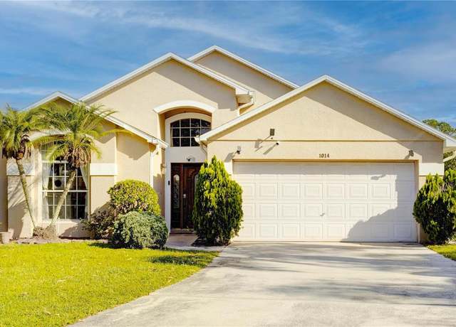 Property at 1014 Prey Ct, Kissimmee, FL 34746, 4 beds, 3 baths