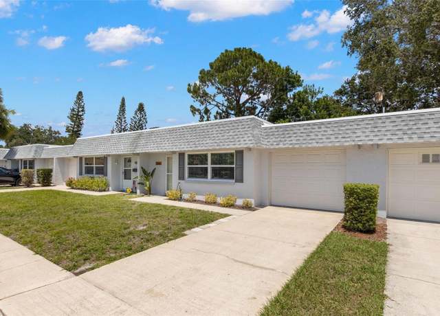 Property at 204 Mindy Dr, Largo, FL 33771, 1 bed, 2 baths