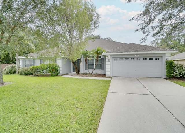 Property at 1042 Twisted Branch Ln, St Cloud, FL 34771, 4 beds, 3 baths