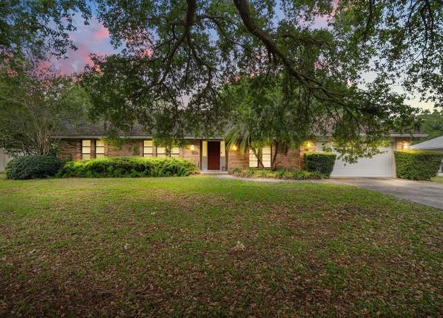 Property at 5525 Meadow Pine Ct, Orlando, FL 32819, 3 beds, 2 baths