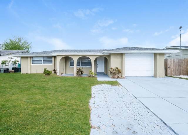 Property at 7405 Oakshire Dr, Port Richey, FL 34668, 3 beds, 2 baths