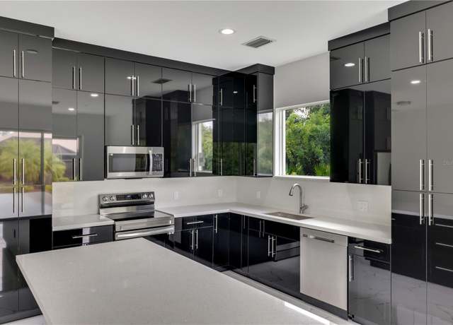 Property at 118 Green Pine Park, Rotonda West, FL 33947, 3 beds, 2 baths