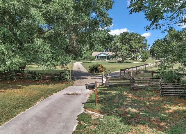 Property at 2299 NW 135th Ln, Citra, FL 32113, 3 beds, 2 baths