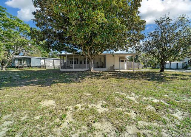 Property at 10934 Luana Dr, Leesburg, FL 34788, 3 beds, 2 baths