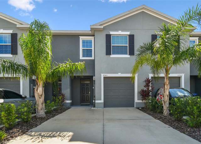 Property at 32505 Turtle Grace Loop, Wesley Chapel, FL 33545, 3 beds, 2.5 baths