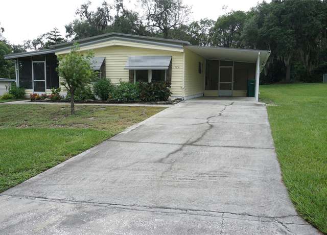 Property at 326 Ivanhoe Cir, Lady Lake, FL 32159, 3 beds, 2 baths