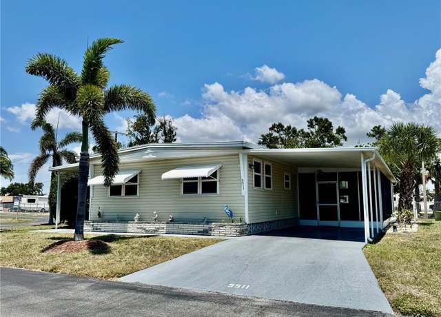 Property at 5511 Denmark Dr, Bradenton, FL 34207, 2 beds, 2 baths
