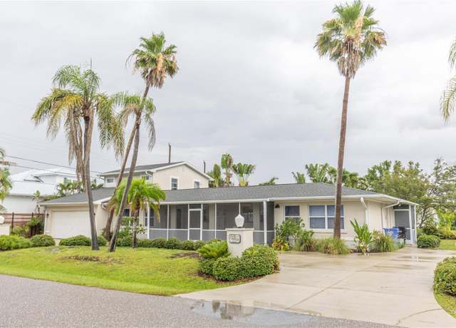 Property at 407 Park Blvd S, Venice, FL 34285, 4 beds, 4 baths
