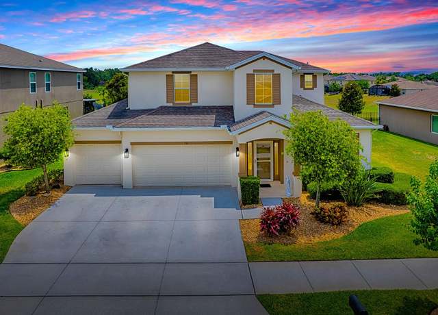 Property at 718 Lake Douglas Dr, Groveland, FL 34736, 4 beds, 3.5 baths