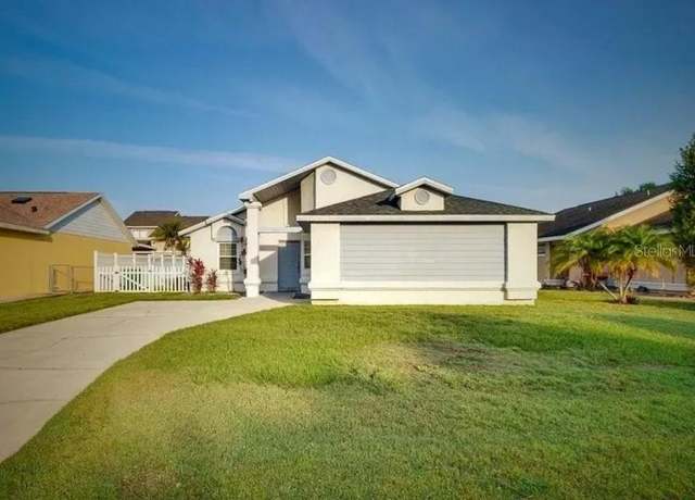 Property at 208 Applewood Ct, Kissimmee, FL 34743, 2 beds, 2 baths