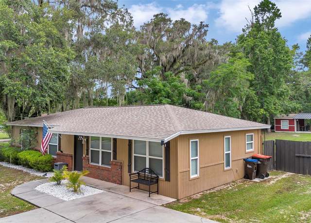 Property at 5221 SE 113th St, Belleview, FL 34420, 3 beds, 1 bath