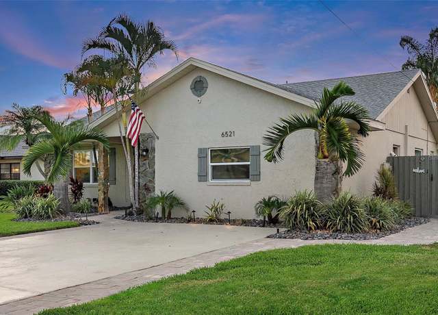 Property at 6521 69th Ave N, Pinellas Park, FL 33781, 5 beds, 3 baths