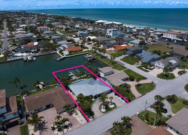 Property at 202 Howard Dr, Belleair Beach, FL 33786, 4 beds, 4 baths