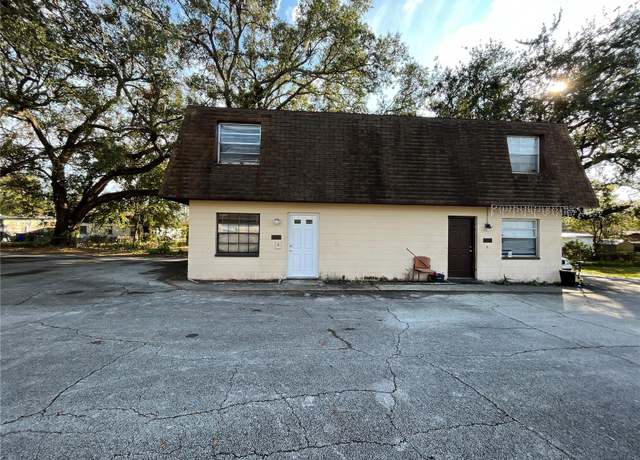 Property at 2228 Brandy Pl, Lakeland, FL 33803, 8 beds, 4 baths