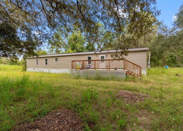Property at 10550 NE 120th St, Archer, FL 32618, 2 beds, 2 baths