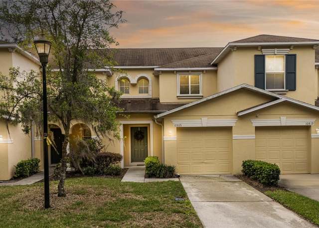 Property at 10821 Great Carlisle Ct, Riverview, FL 33578, 2 beds, 2.5 baths