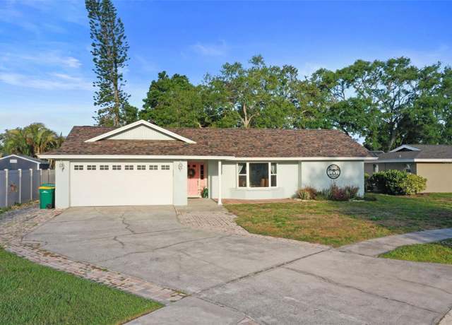 Property at 10812 96th St, Largo, FL 33773, 4 beds, 2 baths