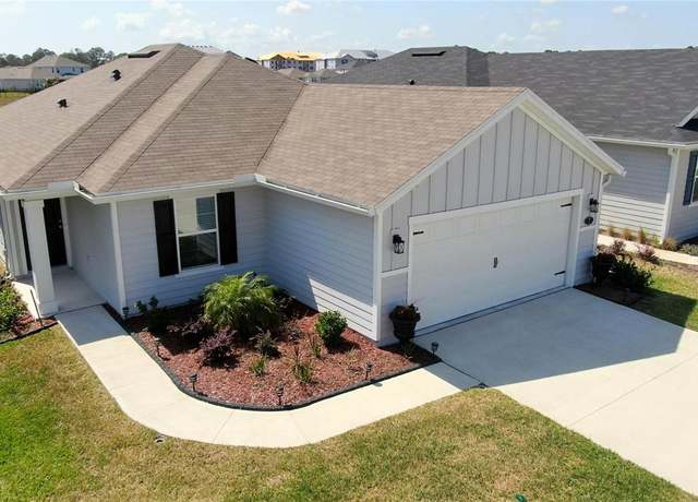Property at 7 Windsor Ter, Palm Coast, FL 32164, 3 beds, 2 baths