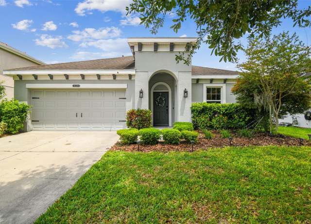 Property at 8228 Sunlit Horizon Ln, Land O Lakes, FL 34637, 3 beds, 2 baths