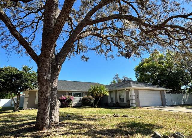 Property at 400 Taylorville St, Deltona, FL 32725, 3 beds, 2 baths